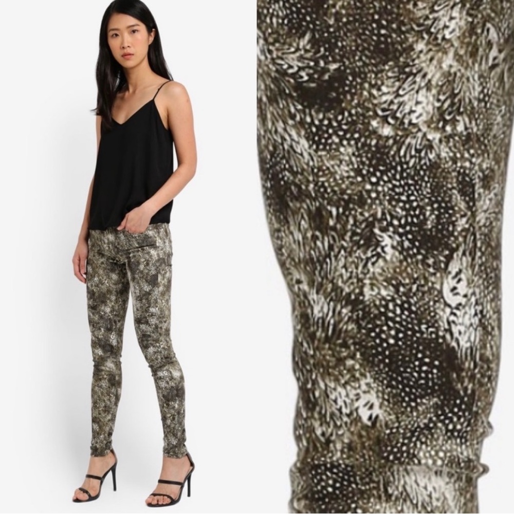 PAIGE Verdugo Ultra Skinny Jeans Feather Print Size 28 cream black gray